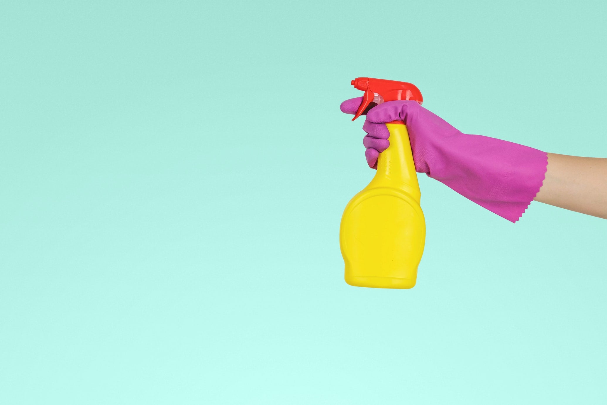 how most bathroom cleaners are toxic for the environment