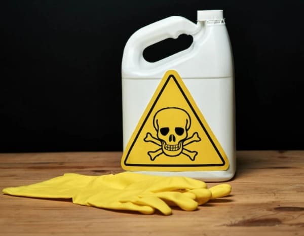 The Dirty Truth: Harmful Chemicals Lurking in Your Dishwashing Liquid